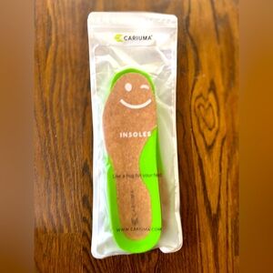 Cariuma insoles (brand new)